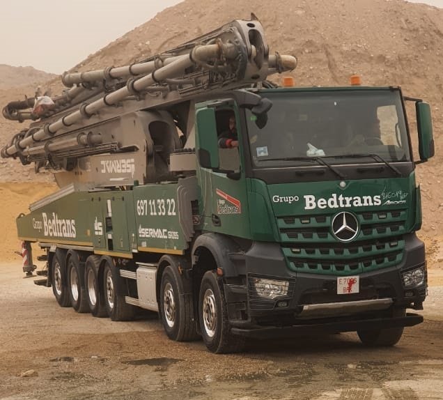 65 M SERMAC Concrete Pump